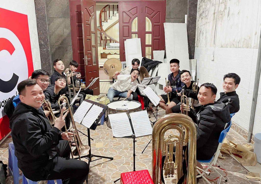 Thanh Võ: 10 Năm Cống Hiến Cho Thánh Ca Công Giáo Giữa Lùm Xùm Tác Quyền