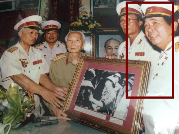 ANH HÙNG GIUSE ĐỖ VĂN CHIẾN: NGƯỜI ANH HÙNG CỦA “TIỂU ĐỘI XE KHÔNG KÍNH”