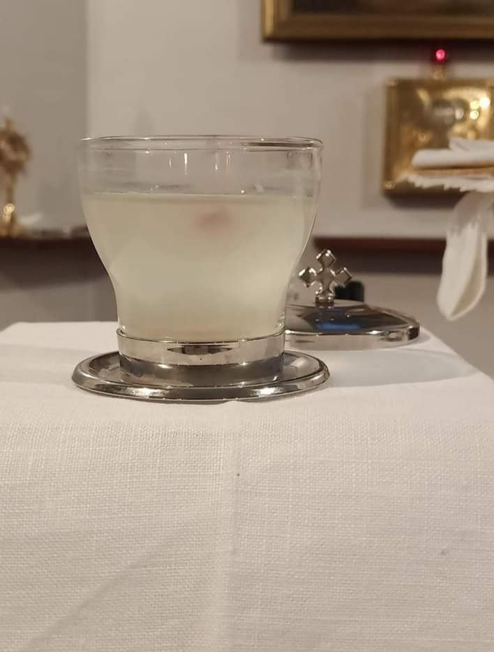 Phép Lạ Thánh Thể mới nhất - Mình Thánh Chúa hoá thành máu