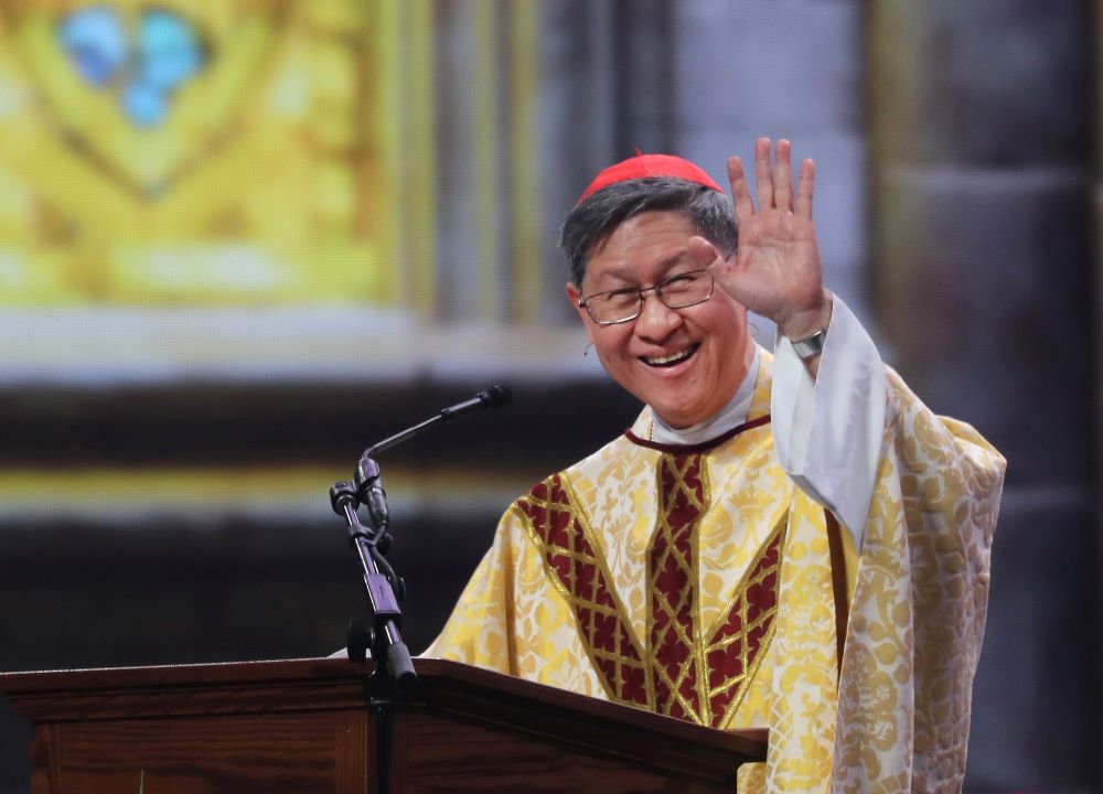 Hồng y Luis Antonio Tagle bị "tấn công" trên mạng xã hội X