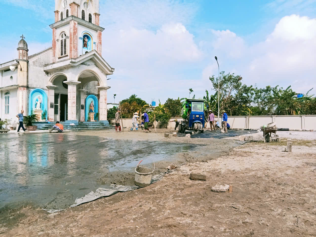 Thánh Antôn hiện ra đòi lại đất cho nhà thờ - 1 Linh mục GP Thái Bình kể