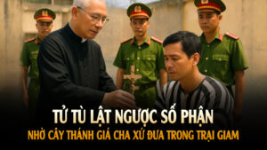 Tử tù lật ngược số phận nhờ Cây Thánh Giá Cha xứ đưa trong trại giam