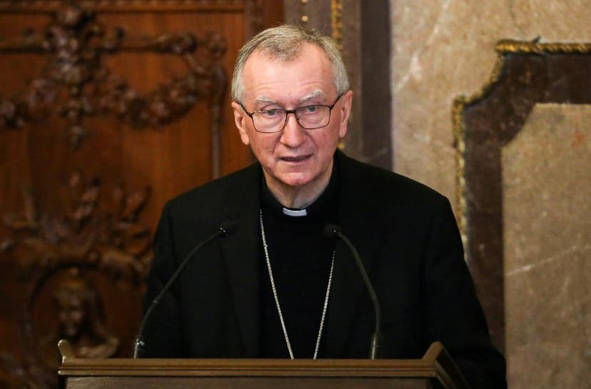 Đức Hồng Y Parolin