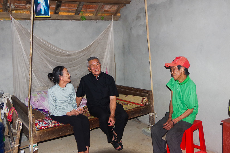 1 Linh mục phản biện lại Tâm thư của Lm Antôn Đặng Hữu Nam gửi Lm đoàn GP Vinh