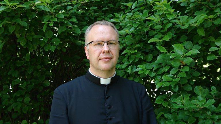Huynh đoàn Linh mục Thánh Phêrô (FSSP) và cách nhìn thận trọng của Giáo hội Việt Nam