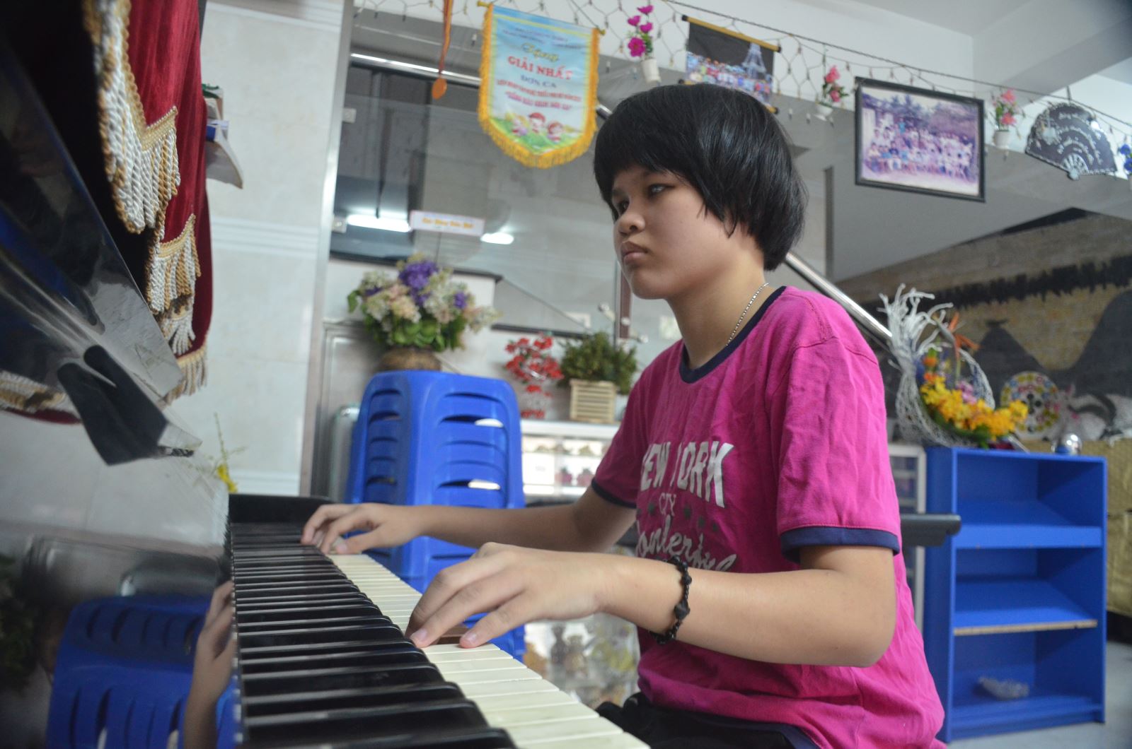 Gặp Mẹ Trong Mơ - Bé Nguyễn Hoàng Tâm Nhi