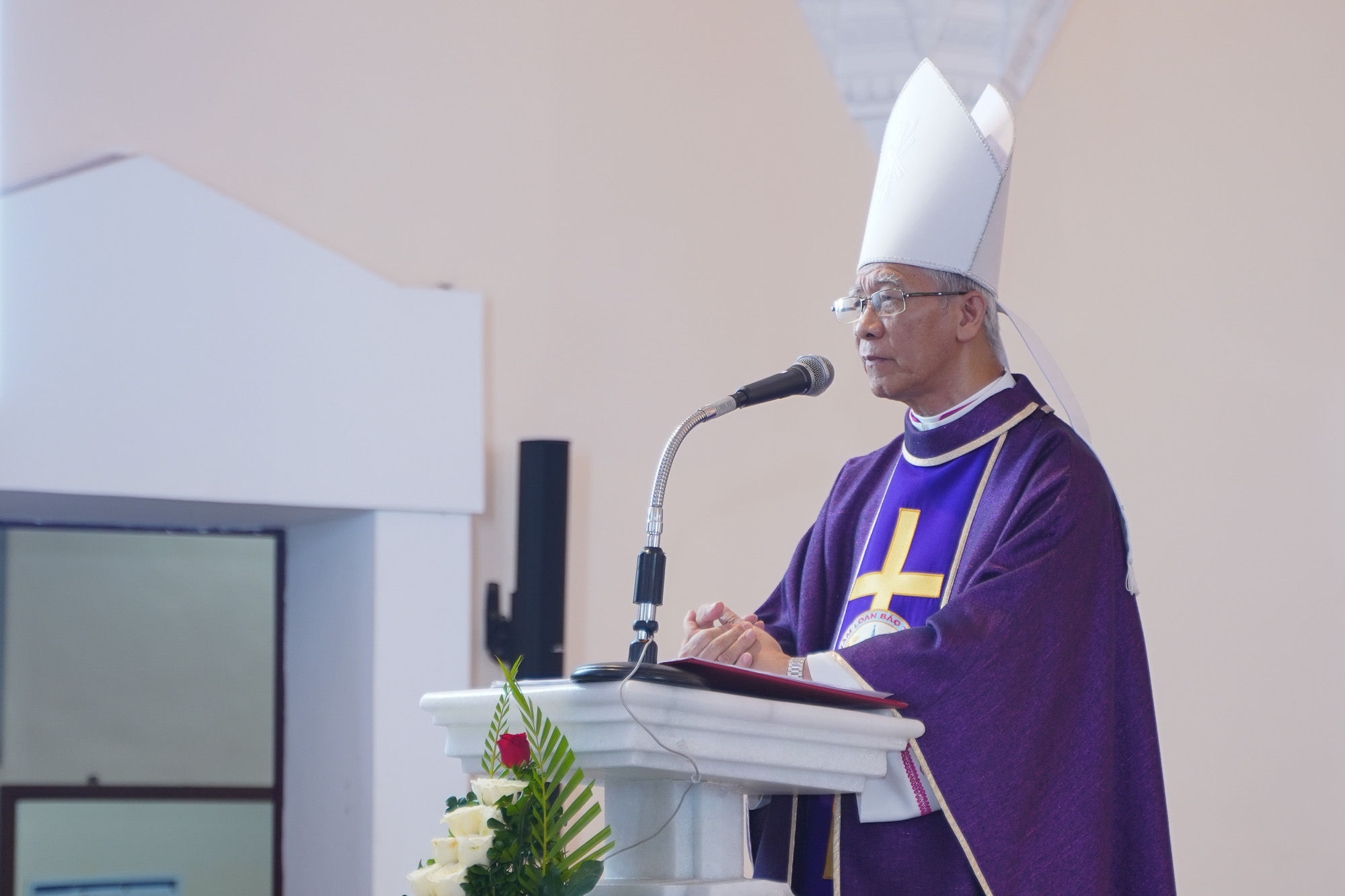 Đức cha Matthêô Nguyễn Văn Khôi
