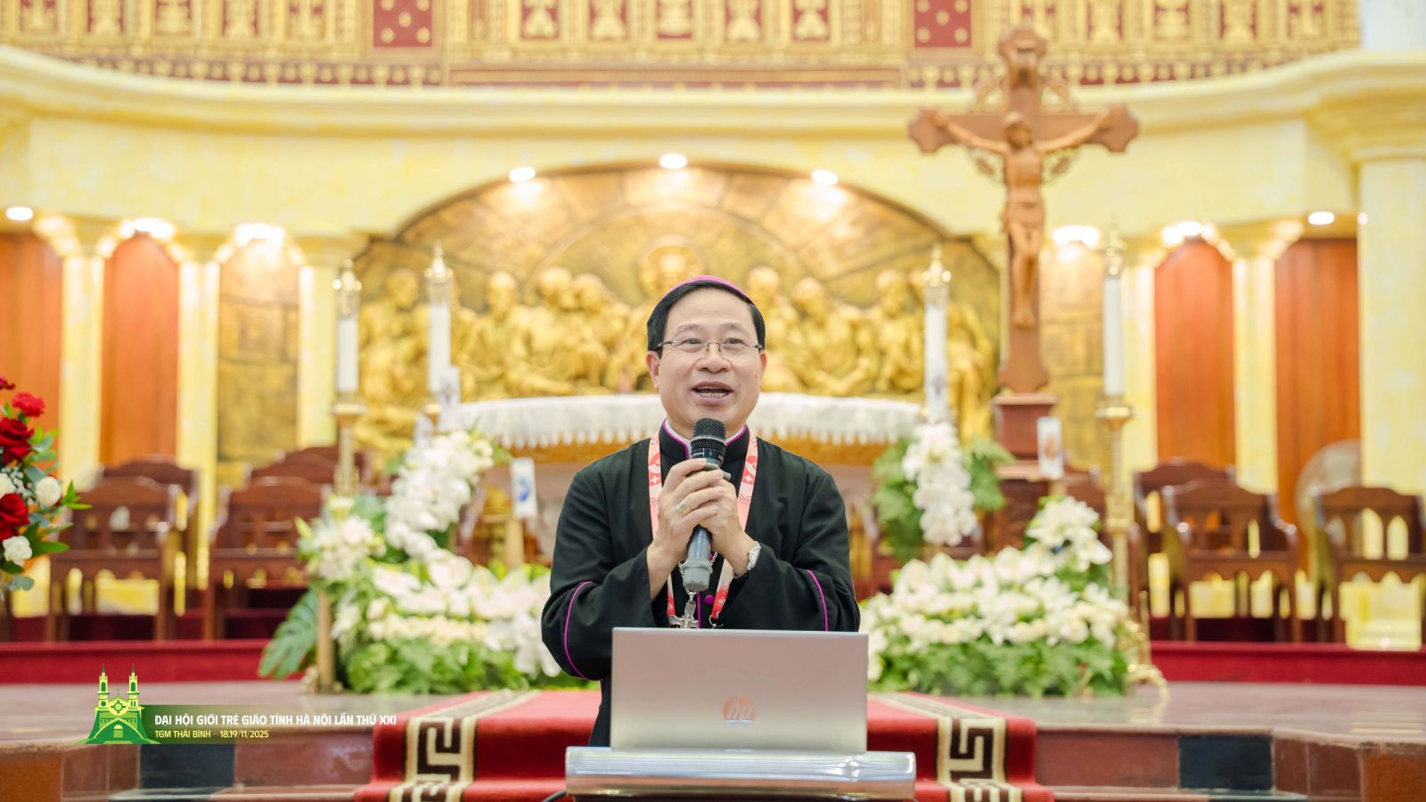 Giáo dân có quyền lên án sai phạm của linh mục, tu sĩ, giám mục hay không?