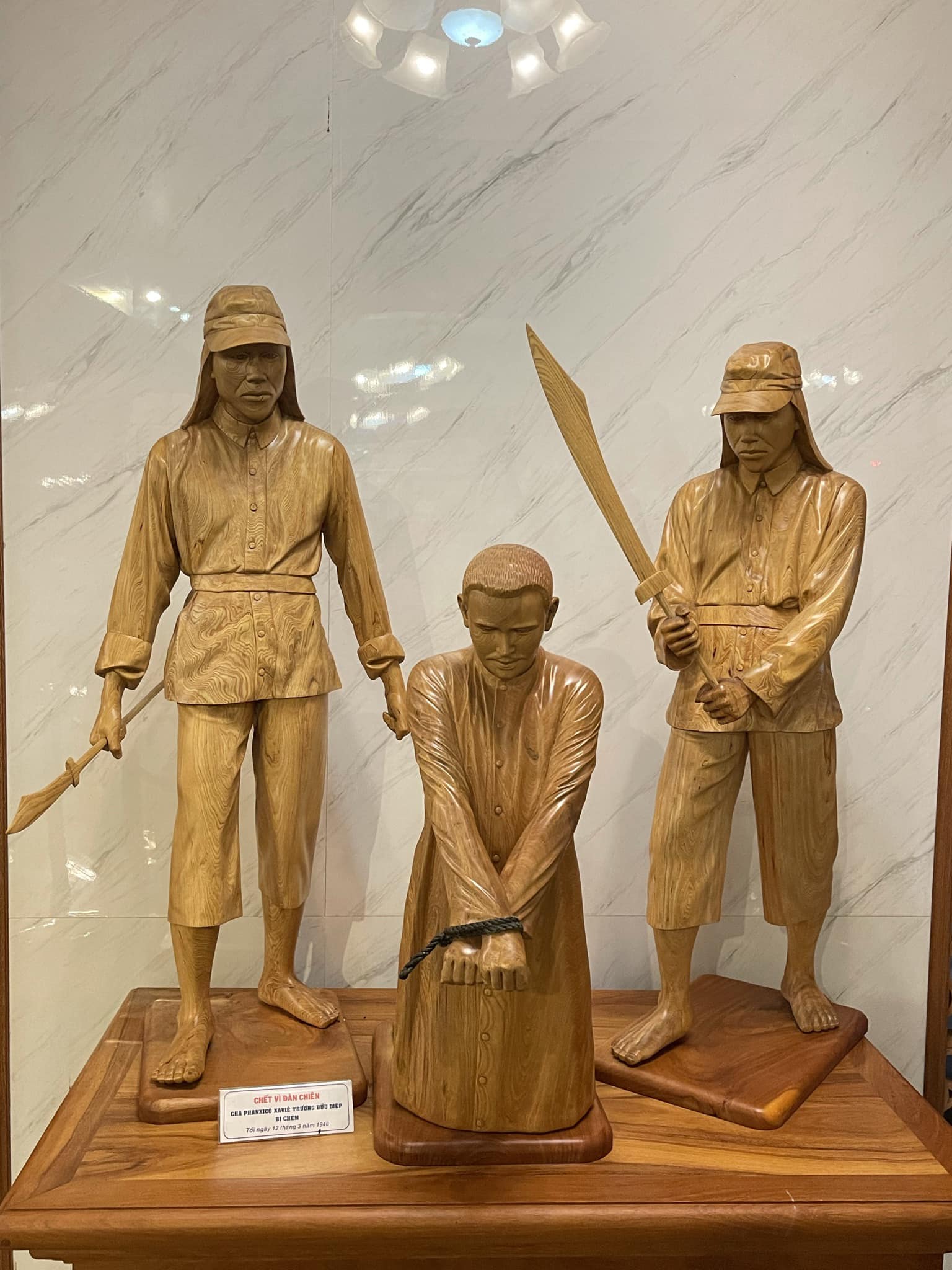 Ai giết Cha Diệp?