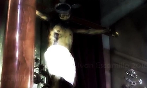 Video tượng Chúa Giêsu 'mở mắt' gây tranh cãi
