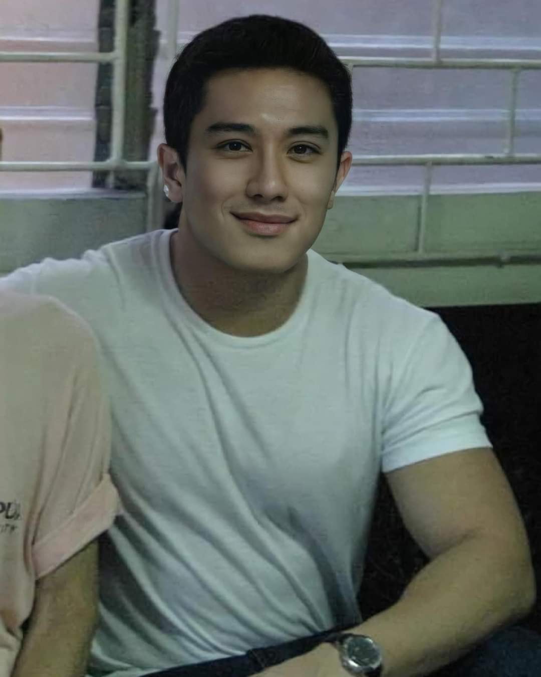 Linh mục Ferdinand Santos