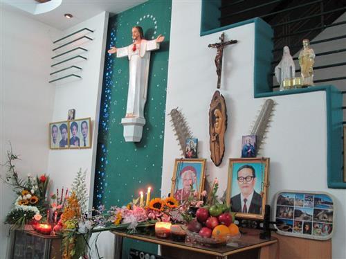 Cách trang trí bàn thờ Công Giáo ngày Tết đúng phong tục