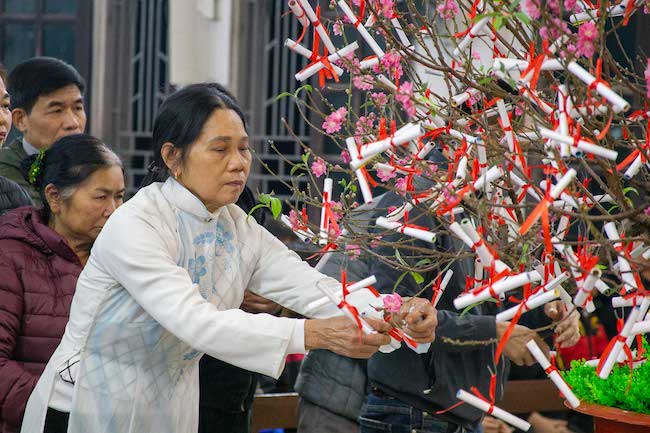 Lộc Thánh mùng 1 Tết có phải là 'gieo quẻ đầu năm'?