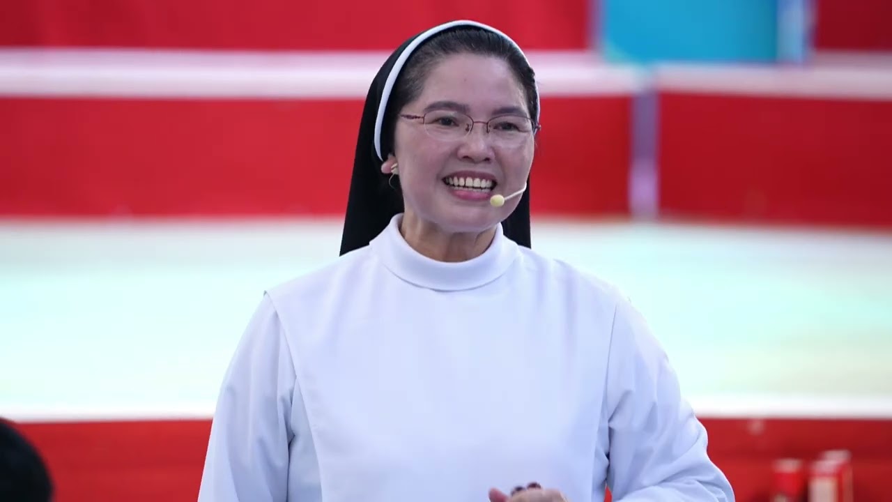 Sơ Maria Nguyễn Thị Hồng Quế ‘ngồi thiền’