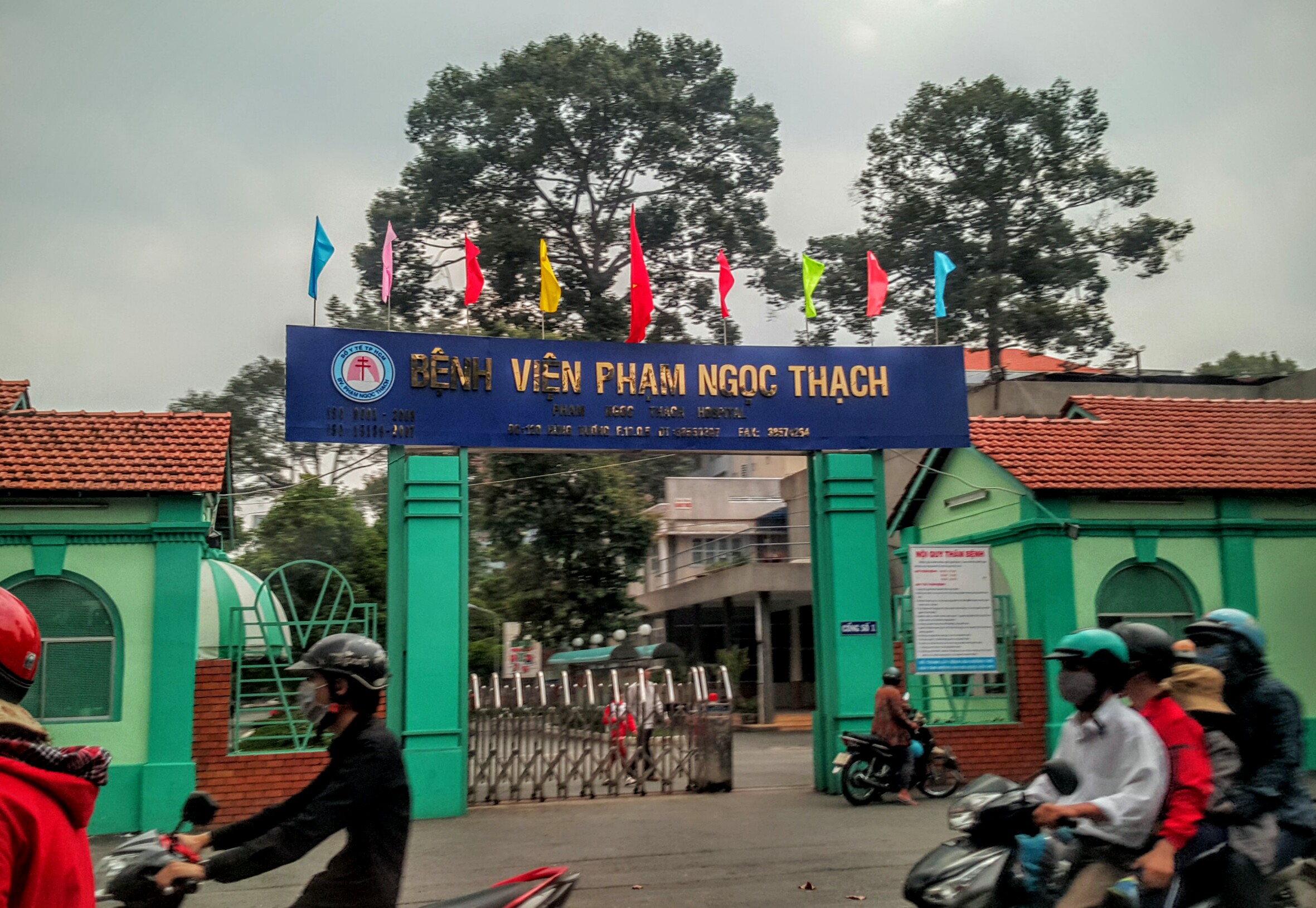 Bất ngờ Chuyện lạ có thật xảy ra tại TGP.Sài Gòn với cô gái 16 tuổi bị ung thư