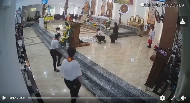 Linh mục ở GP Phan Thiết đột quỵ té ngã 2 lần trong 1 Thánh lễ