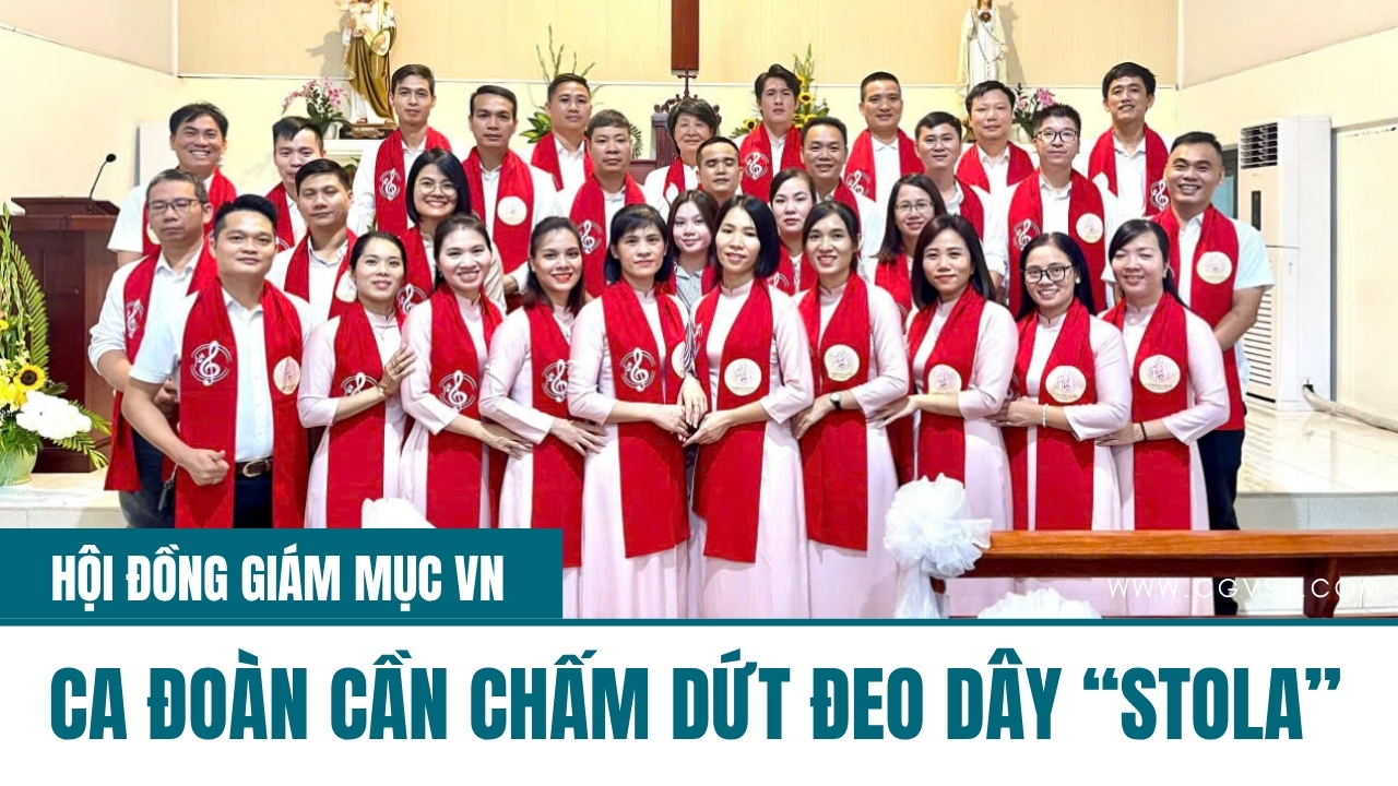 Ca đoàn cần chấm dứt đeo dây 'stola' như Linh mục