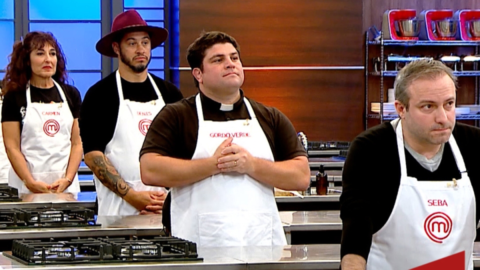 Một vị linh mục Uruguay đã vào được vòng chung kết của cuộc thi tài MasterChef (Bậc thầy Ðầu bếp) ở quốc gia Nam Mỹ này, và chỉ một chút nữa đã trở thành người chiến thắng chung cuộc.