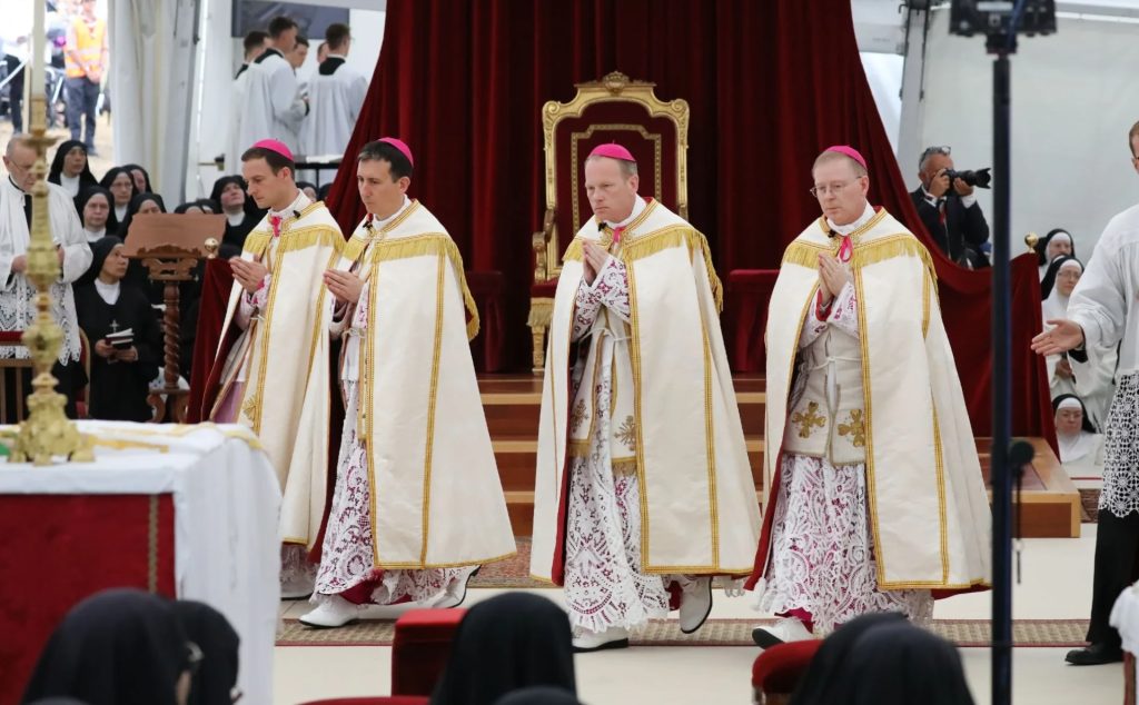 Huynh đoàn Linh mục Thánh Piô X (SSPX) gửi Thư kháng nghị sau sắc lệnh tuyệt thông