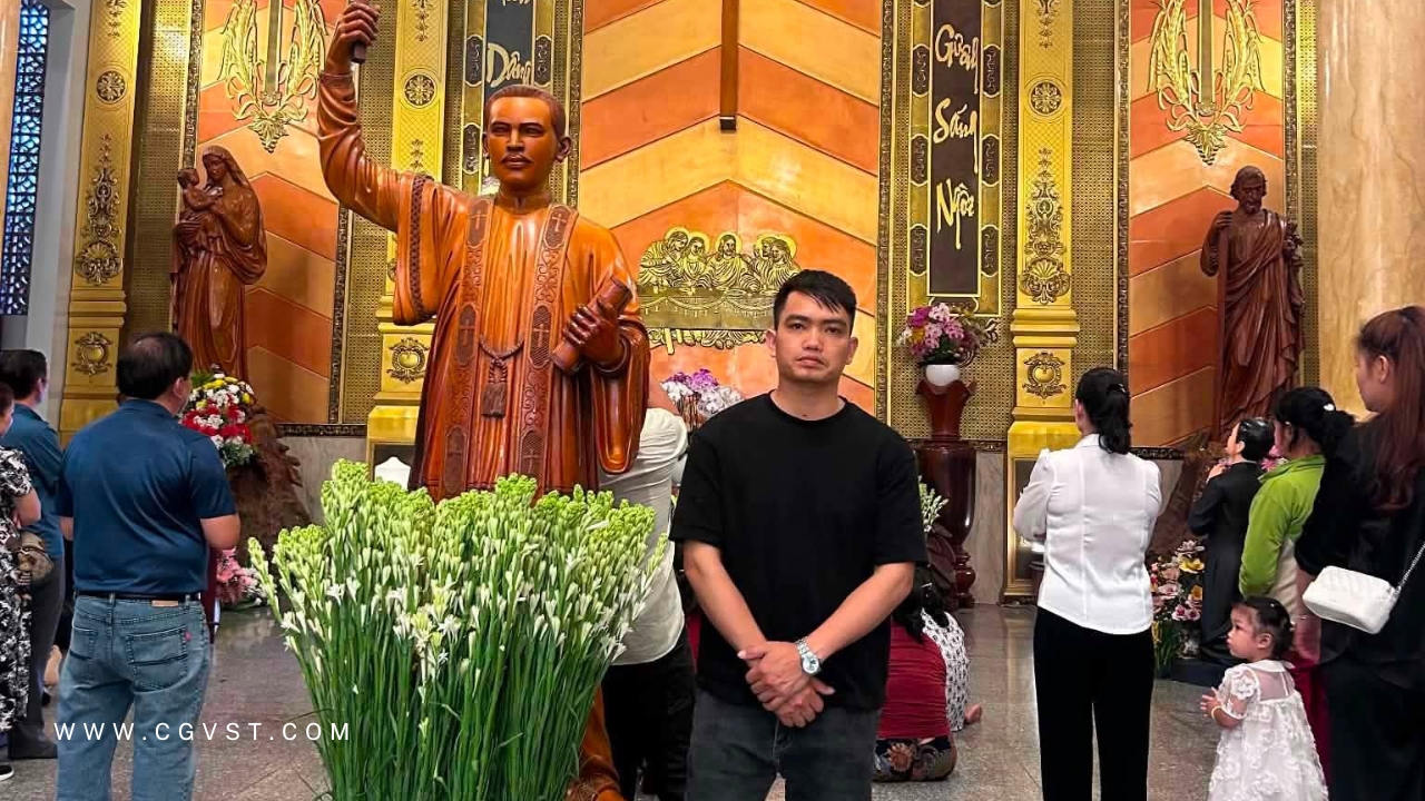Tôi đã cầu xin Cha Diệp, và ca phẫu thuật diễn ra đúng ngày giỗ của Ngài